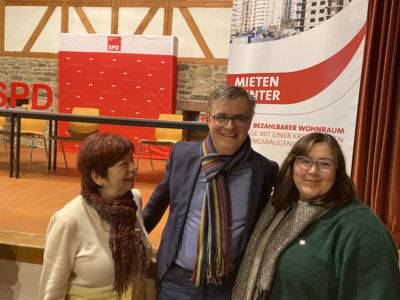 Die KDK Delegierten Gertrud Mühlinghaus, Philipp Nicolodelli und Katharina Egenberger