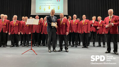 Der Abertillery Orpheus Male ChoirBlaenau Gwent, bedankt sich für einen gelungenen Abend.